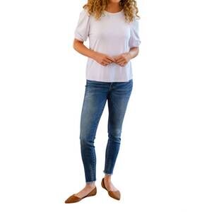 NEW ONE ELEVEN NORTH new days ahead blouse in white